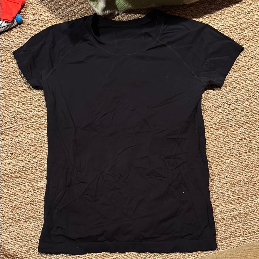 Ivivva Lululemon Black Fitted Short Sleeve T-Shirt